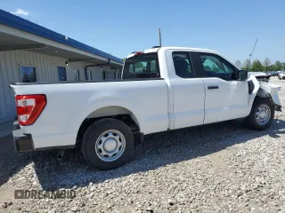 2021 Ford F-150 XL with VIN 1FTEX1CB5MKE66151, listed as a Copart auction lot 50883995 with 55,607 mi miles and Salvage title. Bid and sale history available at DreamBid. Image 3.