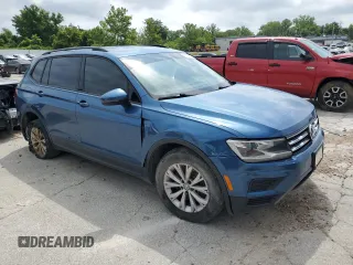 2018 Volkswagen Tiguan S z VIN 3VV1B7AX6JM084103, wystawiony jako Copart lot #65433355 z przebiegiem 112 946 mil mil oraz Czysty tytuł • Clean title. Historia ofert i sprzedaży dostępna na DreamBid. Obrazek 4.