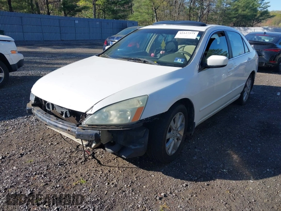 2005 Honda Accord EX with VIN 1HGCM567X5A191089, listed as a IAAI auction lot 42127571 with 195,623 mi miles and . Bid and sale history available at DreamBid. Image 2.
