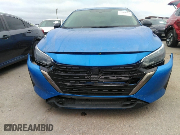 2024 Nissan Sentra SR with VIN 3N1AB8DV6RY359054, listed as a IAAI auction lot 41762392 with 11,476 mi miles and . Bid and sale history available at DreamBid. Image 6.