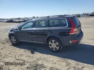 2015 Volvo XC70 T5 Drive-E Premier with VIN YV440MBKXF1210080, listed as a Copart auction lot 76098434 with 92,340 mi miles and Salvage Title. Bid and sale history available at DreamBid. Image 2.