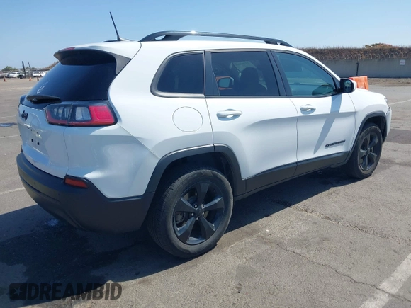 2021 Jeep Cherokee Latitude Plus z VIN 1C4PJMLB8MD116593, wystawiony jako IAAI lot #42484098 z przebiegiem 74 288 mil mil oraz . Historia ofert i sprzedaży dostępna na DreamBid. Obrazek 4.