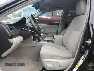 2015 Toyota Camry XLE z VIN 4T1BF1FK7FU498457, wystawiony jako Copart lot #52054965 z przebiegiem 230 413 mil mil oraz Czysty tytuł • Clean title. Historia ofert i sprzedaży dostępna na DreamBid. Obrazek 7.