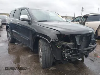 2021 Jeep Grand Cherokee Overland z VIN 1C4RJFCG4MC621214, wystawiony jako IAAI lot #42188010 z przebiegiem 15 559 mil mil oraz . Historia ofert i sprzedaży dostępna na DreamBid. Obrazek 1.