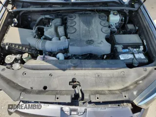 2020 Toyota 4Runner SR5 with VIN JTEBU5JR1L5810893, listed as a Copart auction lot 61157285 with 35,426 mi miles and Salvage title. Bid and sale history available at DreamBid. Image 12.