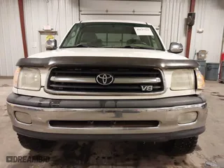 2002 Toyota Tundra SR5 with VIN 5TBBT44162S327523, listed as a IAAI auction lot 41635111 with 200,733 mi miles. Bid and sale history available at carsss.com. Image 13.