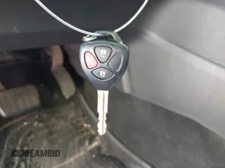 2010 Toyota Matrix S с VIN 2T1LE4EE9AC014058, выставлен на аукционе IAAI как лот 41596705 с пробегом 129 588 миль миль и . История ставок и продаж доступна на DreamBid. Изображение 11.