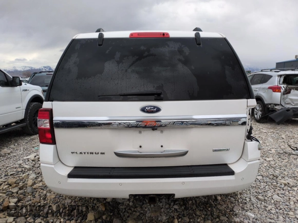 2016 Ford Expedition Max Platinum with VIN 1FMJK1MT5GEF52174, listed as a Copart auction lot 49000355 with 112,451 mi miles and Salvage title. Bid and sale history available at DreamBid. Image 6.