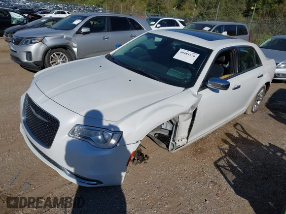 2016 Chrysler 300 with VIN 2C3CCAEG8GH198031, listed as a IAAI auction lot 40481170 with 118,874 mi miles. Bid and sale history available at carsss.com. Image 17.