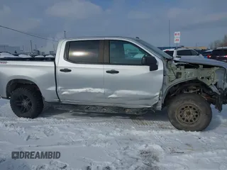 2020 Chevrolet Silverado 1500 Custom Trail Boss with VIN 3GCPYCEF7LG429531, listed as a IAAI auction lot 41555408 with 44,296 mi miles and . Bid and sale history available at DreamBid. Image 6.