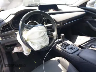 2021 Mazda CX-30 Select z VIN 3MVDMABL3MM233701, wystawiony jako IAAI lot #42086778 z przebiegiem Nie podano mil oraz . Historia ofert i sprzedaży dostępna na DreamBid. Obrazek 20.