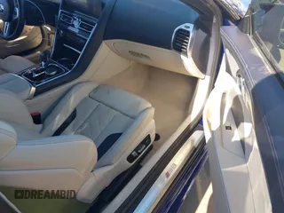 2020 BMW M8 z VIN WBSAE0C06LCD53214, wystawiony jako IAAI lot #38301455 z przebiegiem 20 410 mil mil oraz . Historia ofert i sprzedaży dostępna na DreamBid. Obrazek 5.