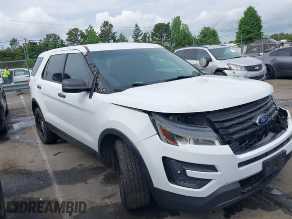 2017 Ford Police Interceptor Utility z VIN 1FM5K8AR2HGA94294, wystawiony jako IAAI lot #42091686 z przebiegiem 155 422 mil mil oraz . Historia ofert i sprzedaży dostępna na DreamBid. Obrazek 1.
