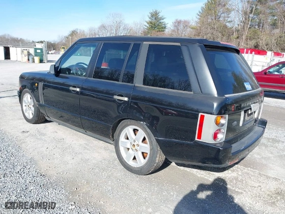2003 Land Rover Range Rover HSE with VIN SALME11403A138235, listed as a IAAI auction lot 41586123 with 173,546 mi miles. Bid and sale history available at carsss.com. Image 3.