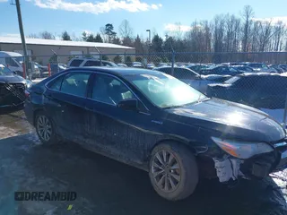 2017 Toyota Camry Hybrid LE with VIN 4T1BD1FK9HU203089, listed as a IAAI auction lot 41315779 with 87,630 mi miles. Bid and sale history available at carsss.com. Image 1.