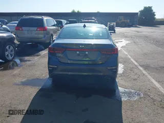 2019 Kia Forte LXS with VIN 3KPF24AD1KE092839, listed as a IAAI auction lot 42649547 with 74,564 mi miles and . Bid and sale history available at DreamBid. Image 17.