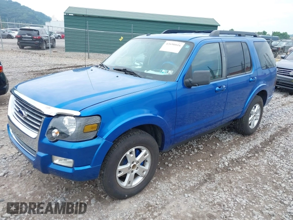 2010 Ford Explorer XLT с VIN 1FMEU7DE9AUA80400, выставлен на аукционе IAAI как лот 42690816 с пробегом 97 397 миль миль и . История ставок и продаж доступна на DreamBid. Изображение 2.