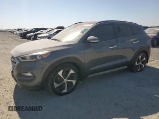 2017 Hyundai Tucson Sport z VIN KM8J33A28HU371193, wystawiony jako Copart lot #59004765 z przebiegiem 186 180 mil mil oraz Czysty tytuł • Clean title. Historia ofert i sprzedaży dostępna na DreamBid. Obrazek 1.