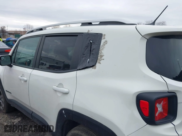 2015 Jeep Renegade Limited with VIN ZACCJBDT6FPC07957, listed as a IAAI auction lot 41727426 with Not Provided miles and . Bid and sale history available at DreamBid. Image 16.