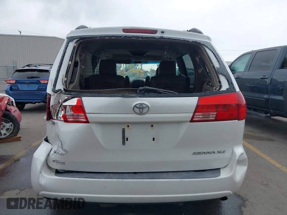 2005 Toyota Sienna XLE z VIN 5TDZA22C15S290471, wystawiony jako IAAI lot #42028879 z przebiegiem 298 992 mil mil oraz . Historia ofert i sprzedaży dostępna na DreamBid. Obrazek 16.