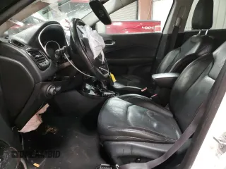 2019 Jeep Compass High Altitude с VIN 3C4NJDCB7KT800498, выставлен на аукционе Copart как лот 42611315 с пробегом 75 622 миль миль и Чистый • Clean title. История ставок и продаж доступна на DreamBid. Изображение 7.