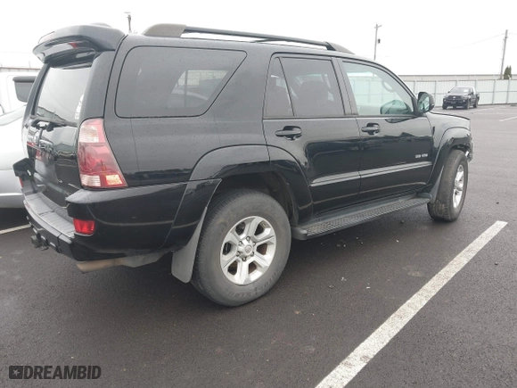 2005 Toyota 4Runner SR5 with VIN JTEBU14R950077268, listed as a IAAI auction lot 41588206 with 188,870 mi miles. Bid and sale history available at carsss.com. Image 4.