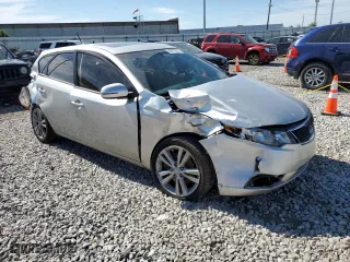 2012 Kia Forte 5-Door SX with VIN KNAFW5A31C5585738, listed as a Copart auction lot 60973804 with 107,233 mi miles and Salvage Title. Bid and sale history available at carsss.com. Image 4.