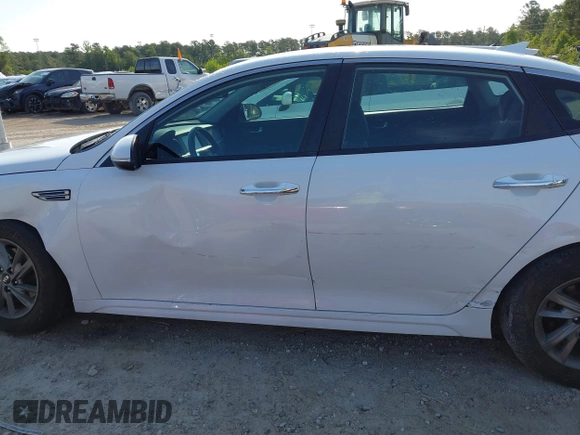 2020 Kia Optima SE with VIN 5XXGT4L31LG380634, listed as a IAAI auction lot 42331022 with 103,718 mi miles and . Bid and sale history available at DreamBid. Image 14.