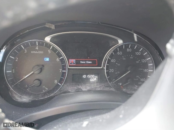 2014 Nissan Pathfinder S with VIN 5N1AR2MN6EC724725, listed as a IAAI auction lot 41564938 with 101,500 mi miles. Bid and sale history available at carsss.com. Image 7.
