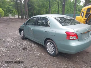 2008 Toyota Yaris с VIN JTDBT923X81280446, выставлен на аукционе IAAI как лот 42267007 с пробегом 127 013 миль миль и . История ставок и продаж доступна на DreamBid. Изображение 3.