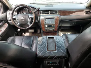 2008 GMC Yukon Denali with VIN 1GKEC63858J185528, listed as a Copart auction lot 48202775 with 295,079 mi miles and Salvage Title. Bid and sale history available at carsss.com. Image 8.