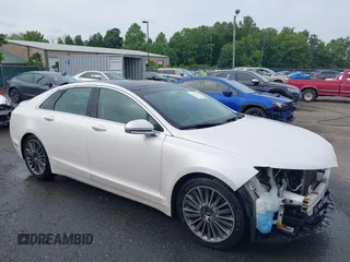 2015 Lincoln MKZ with VIN 3LN6L2G92FR605921, listed as a IAAI auction lot 42470145 with 174,569 mi miles and . Bid and sale history available at DreamBid. Image 1.