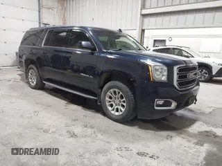 2017 GMC Yukon XL SLT z VIN 1GKS2GKC2HR180662, wystawiony jako IAAI lot #42488177 z przebiegiem 123 676 mil mil oraz . Historia ofert i sprzedaży dostępna na DreamBid. Obrazek 1.