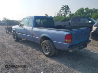 1997 Ford Ranger XLT z VIN 1FTCR14X3VPA36389, wystawiony jako IAAI lot #42411748 z przebiegiem 245 802 mil mil oraz . Historia ofert i sprzedaży dostępna na DreamBid. Obrazek 3.