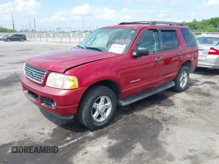 2005 Ford Explorer XLT z VIN 1FMZU63K45UB41645, wystawiony jako IAAI lot #42147603 z przebiegiem 127 896 mil mil oraz . Historia ofert i sprzedaży dostępna na DreamBid. Obrazek 2.