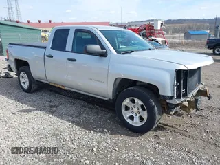 2014 Chevrolet Silverado 1500 LT with VIN 1GCVKREC0EZ176556, listed as a IAAI auction lot 41672961 with 158,037 mi miles. Bid and sale history available at carsss.com. Image 1.