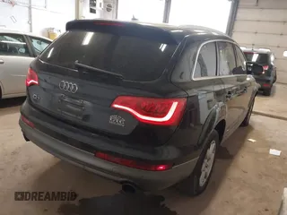 2013 Audi Q7 3.0T Premium Plus with VIN WA1LGAFE6DD000112, listed as a IAAI auction lot 41229774 with 149,122 mi miles. Bid and sale history available at carsss.com. Image 4.