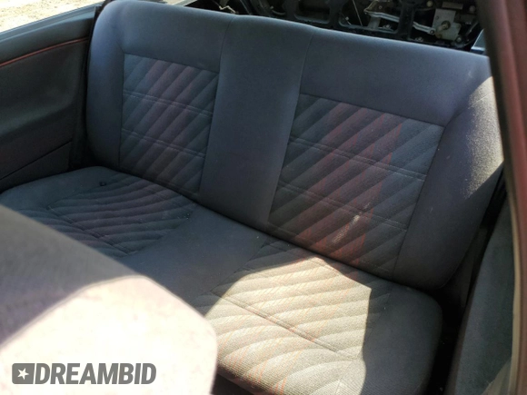 1991 Volkswagen GTI с VIN 3VWDB21G7MM023746, выставлен на аукционе Copart как лот 66414904 с пробегом 105 926 миль миль и На запчасти • Non repairable. История ставок и продаж доступна на DreamBid. Изображение 10.
