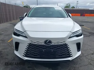 2024 Lexus RX 350 z VIN 2T2BAMBA5RC043718, wystawiony jako IAAI lot #42162415 z przebiegiem 5577 mil mil oraz . Historia ofert i sprzedaży dostępna na DreamBid. Obrazek 12.