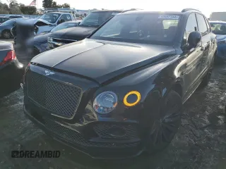 2020 Bentley Bentayga Speed z VIN SJAAR2ZV1LC028771, wystawiony jako Copart lot #45692144 z przebiegiem 8857 mil mil oraz . Historia ofert i sprzedaży dostępna na DreamBid. Obrazek 1.