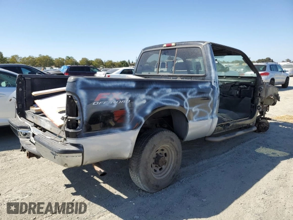 2003 Ford F-250 XL with VIN 1FTNX21L33EB76893, listed as a Copart auction lot 72042344 with Not Provided miles and Non Repairable. Bid and sale history available at DreamBid. Image 3.