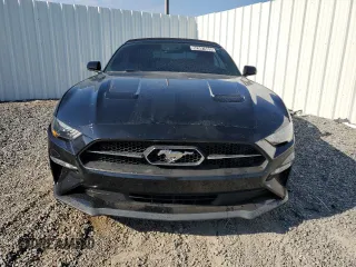 2020 Ford Mustang EcoBoost z VIN 1FATP8UH6L5134595, wystawiony jako Copart lot #52597685 z przebiegiem 44 350 mil mil oraz Czysty tytuł • Clean title. Historia ofert i sprzedaży dostępna na DreamBid. Obrazek 5.