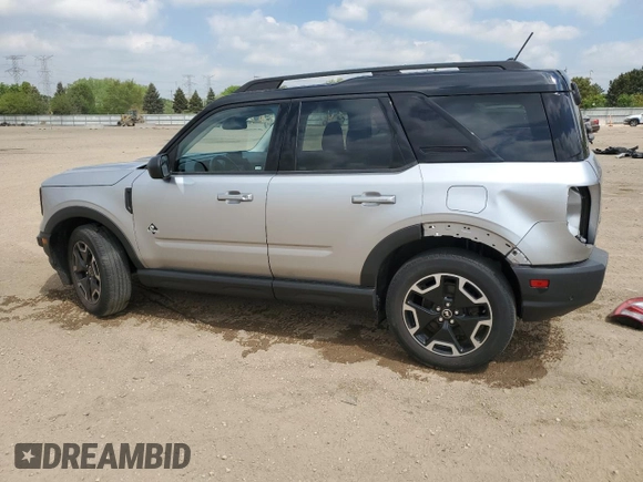 2021 Ford Bronco Sport Outer Banks z VIN 3FMCR9C63MRA79320, wystawiony jako Copart lot #56400355 z przebiegiem 35 619 mil mil oraz Szkoda całkowita • Salvage title. Historia ofert i sprzedaży dostępna na DreamBid. Obrazek 2.