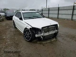 2019 Mercedes-Benz C 300 z VIN 55SWF8EB0KU321797, wystawiony jako Copart lot #53158085 z przebiegiem 52 313 mil mil oraz Szkoda całkowita • Salvage title. Historia ofert i sprzedaży dostępna na DreamBid. Obrazek 11.