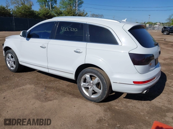2014 Audi Q7 Premium Plus with VIN WA1LMAFE8ED012398, listed as a IAAI auction lot 42276962 with 131,012 mi miles and . Bid and sale history available at DreamBid. Image 3.