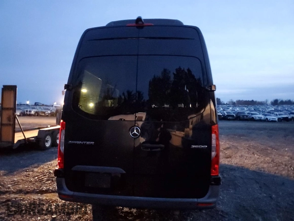 2020 Mercedes-Benz Sprinter with VIN W1Z4EGHY1LT031208, listed as a Copart auction lot 81883314 with 129,460 mi miles and Salvage Title. Bid and sale history available at DreamBid. Image 6.