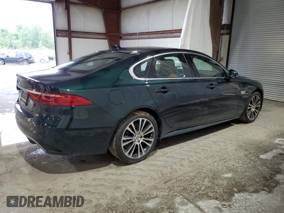 2024 Jaguar XF R-Dynamic SE with VIN SAJBL4GX4RCY95967, listed as a Copart auction lot 66668814 with 2,507 mi miles and Salvage Title. Bid and sale history available at carsss.com. Image 3.
