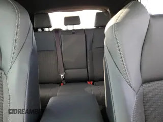 2024 Toyota bZ4X XLE z VIN JTMABACA1RA084605, wystawiony jako Copart lot #47979375 z przebiegiem 5 236 mil mil oraz Szkoda całkowita • Salvage title. Historia ofert i sprzedaży dostępna na DreamBid. Obrazek 10.