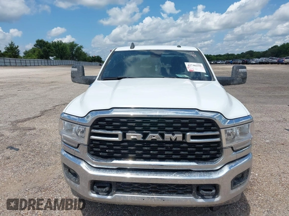 2024 Ram 2500 Big Horn с VIN 3C6UR5JL3RG337694, выставлен на аукционе IAAI как лот 42746220 с пробегом 70 227 миль миль и . История ставок и продаж доступна на DreamBid. Изображение 22.