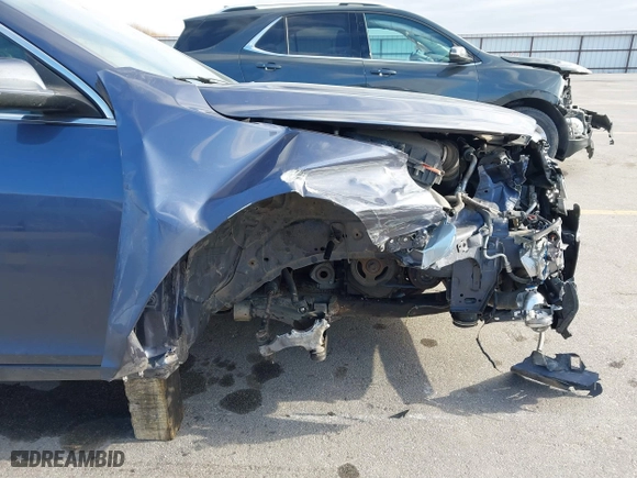 2013 Chevrolet Malibu LTZ with VIN 1G11J5SX2DF201371, listed as a IAAI auction lot 41013040 with 177,245 mi miles. Bid and sale history available at carsss.com. Image 6.